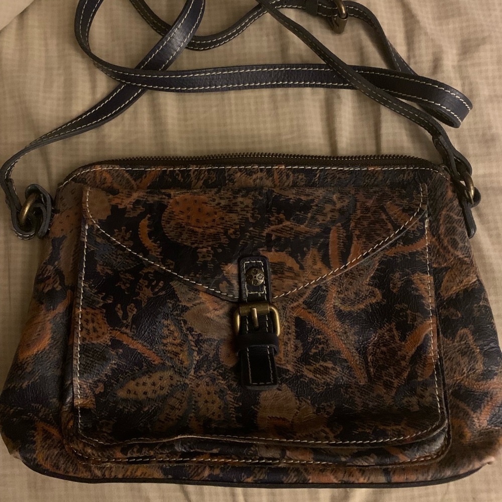 Patricia Nash navy & brown Italian leather handbag